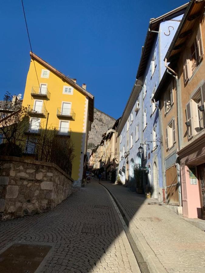 Au Pre Du Moulin - Centre Ville Briancon  Exterior photo